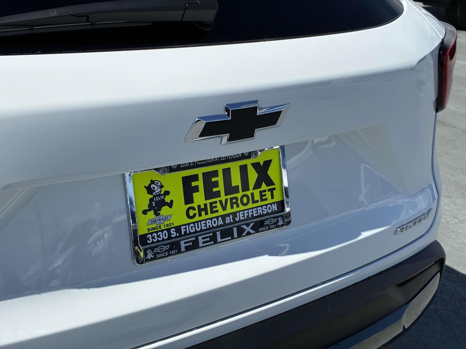 2025 Chevrolet Trax Vehicle Photo in LOS ANGELES, CA 90007-3794