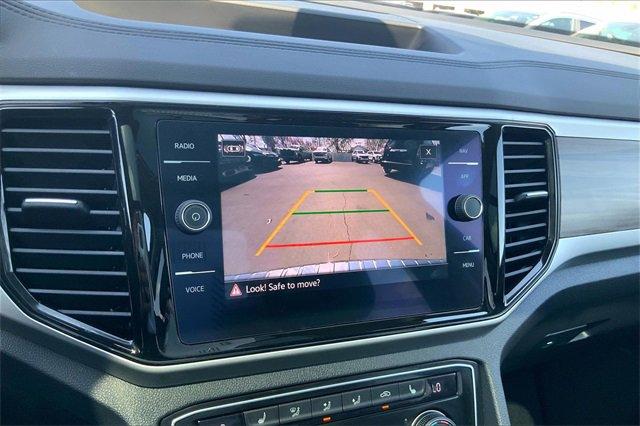 2022 Volkswagen Atlas Vehicle Photo in INDEPENDENCE, MO 64055-1377
