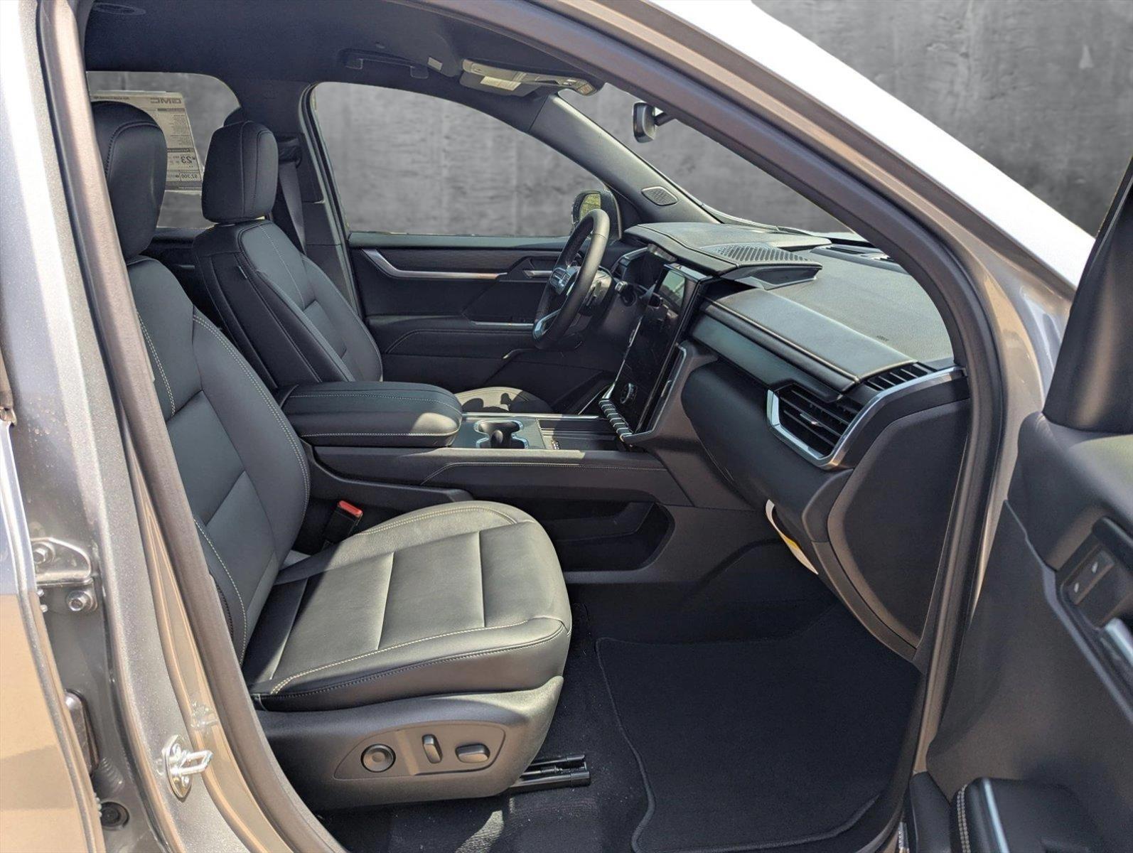 2025 GMC Acadia Vehicle Photo in CORPUS CHRISTI, TX 78412-4902