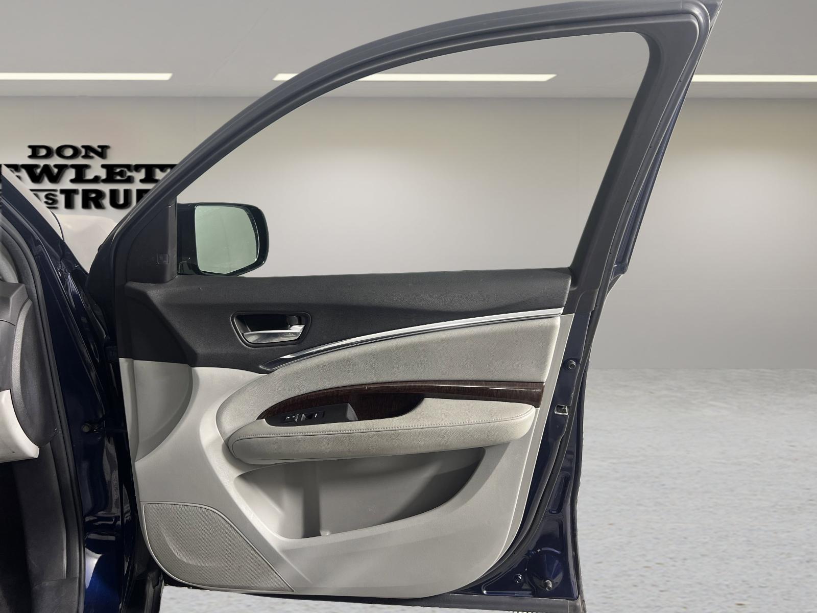 2017 Acura MDX Vehicle Photo in GEORGETOWN, TX 78626-7508
