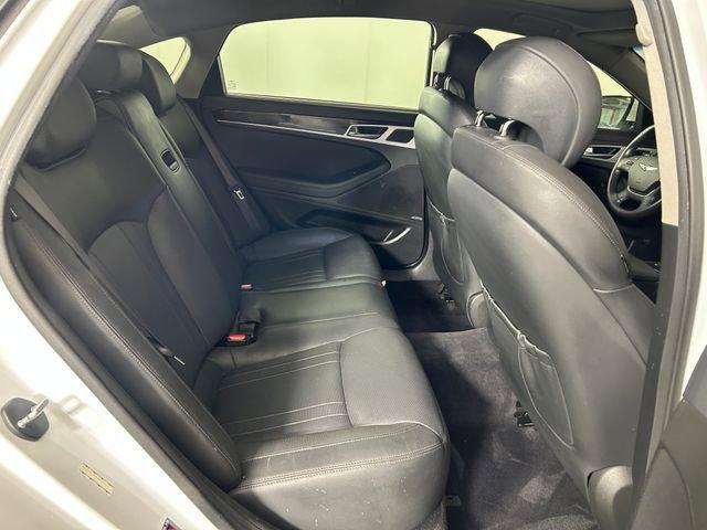 2017 Genesis G80 Vehicle Photo in MEDINA, OH 44256-9631