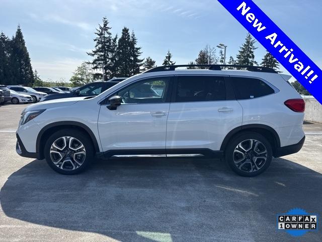 2024 Subaru Ascent Vehicle Photo in Puyallup, WA 98371