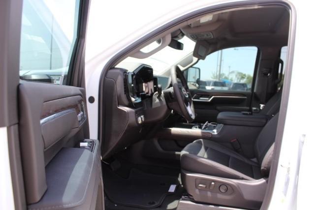 2025 GMC Sierra 2500 HD Vehicle Photo in Greenville, TX 75402