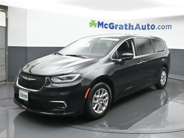 2023 Chrysler Pacifica Vehicle Photo in Cedar Rapids, IA 52402