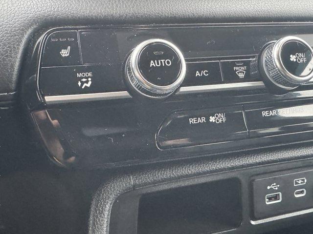2023 Honda Pilot Vehicle Photo in LEOMINSTER, MA 01453-2952