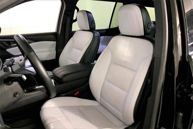 2024 Chevrolet Traverse Vehicle Photo in KANSAS CITY, MO 64114-4502