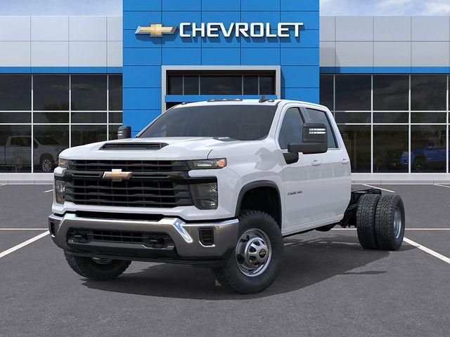 2025 Chevrolet Silverado 3500 HD Chassis Cab Vehicle Photo in PAWLING, NY 12564-3219