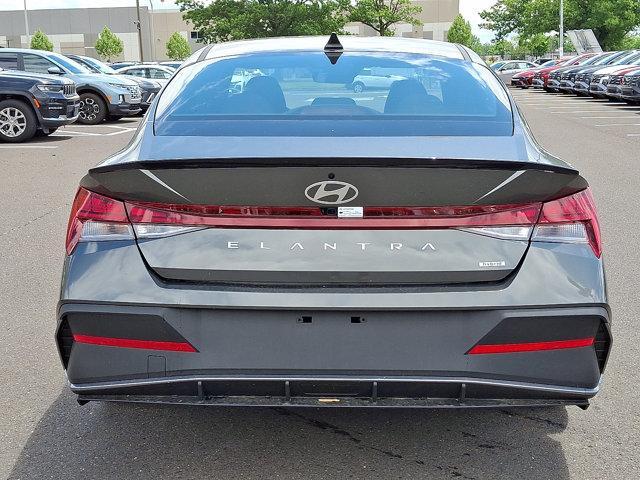 2025 Hyundai ELANTRA Hybrid Vehicle Photo in Philadelphia, PA 19116