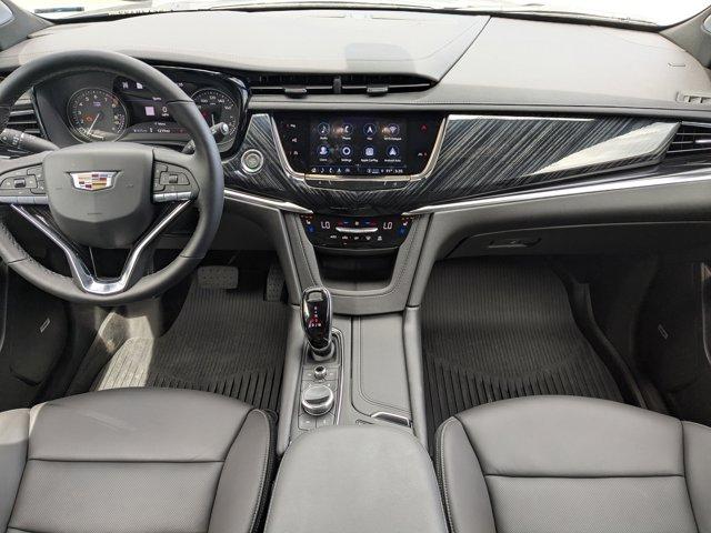 2025 Cadillac XT6 Vehicle Photo in BRUNSWICK, GA 31525-1881