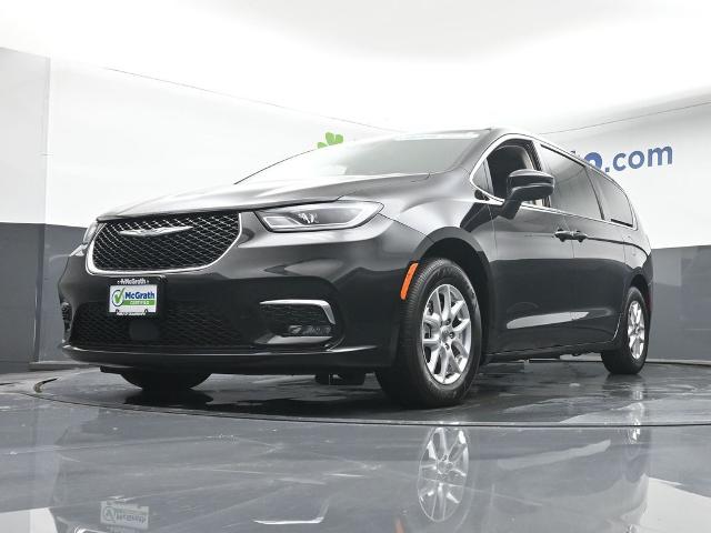 2023 Chrysler Pacifica Vehicle Photo in Cedar Rapids, IA 52402