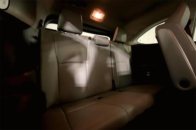 2023 Toyota Highlander Vehicle Photo in Lees Summit, MO 64086