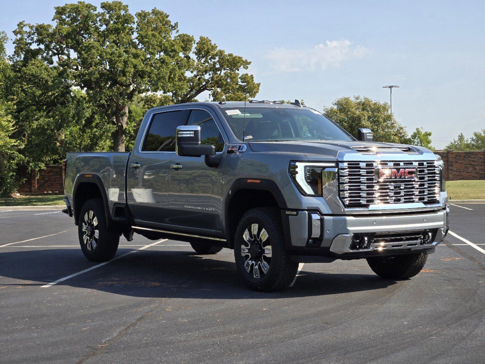 2025 GMC Sierra 2500 HD Vehicle Photo in DALLAS, TX 75209-3016