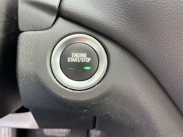 2022 Chevrolet Equinox Vehicle Photo in TULLY, NY 13159-3159