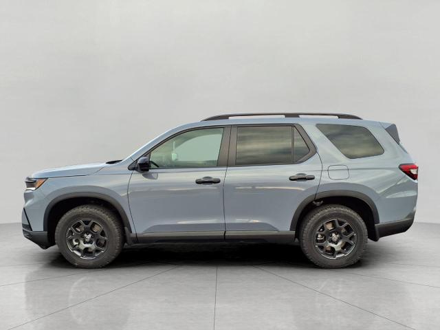 2025 Honda Pilot Vehicle Photo in Oshkosh, WI 54904