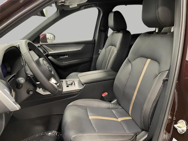 2025 Mazda CX-90 Vehicle Photo in Green Bay, WI 54304