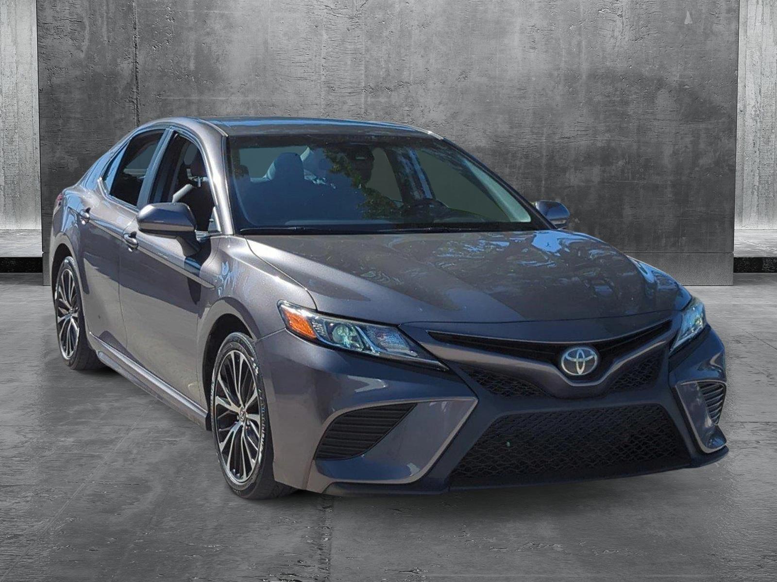 2019 Toyota Camry Vehicle Photo in Pembroke Pines, FL 33027