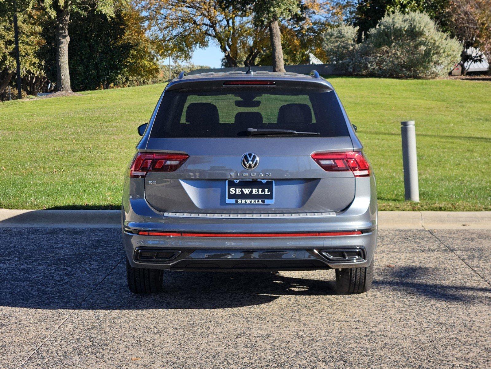 2022 Volkswagen Tiguan Vehicle Photo in Fort Worth, TX 76132