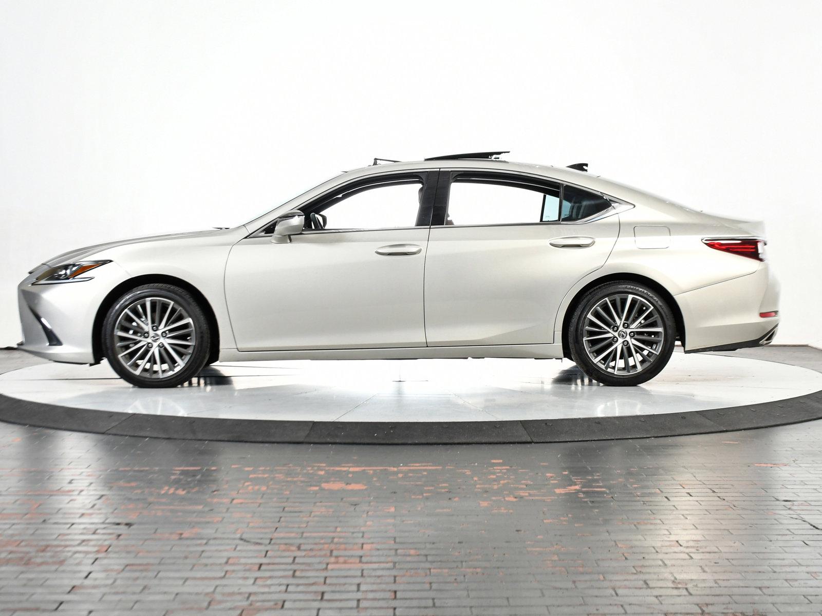 2022 Lexus ES 350 Vehicle Photo in DALLAS, TX 75235