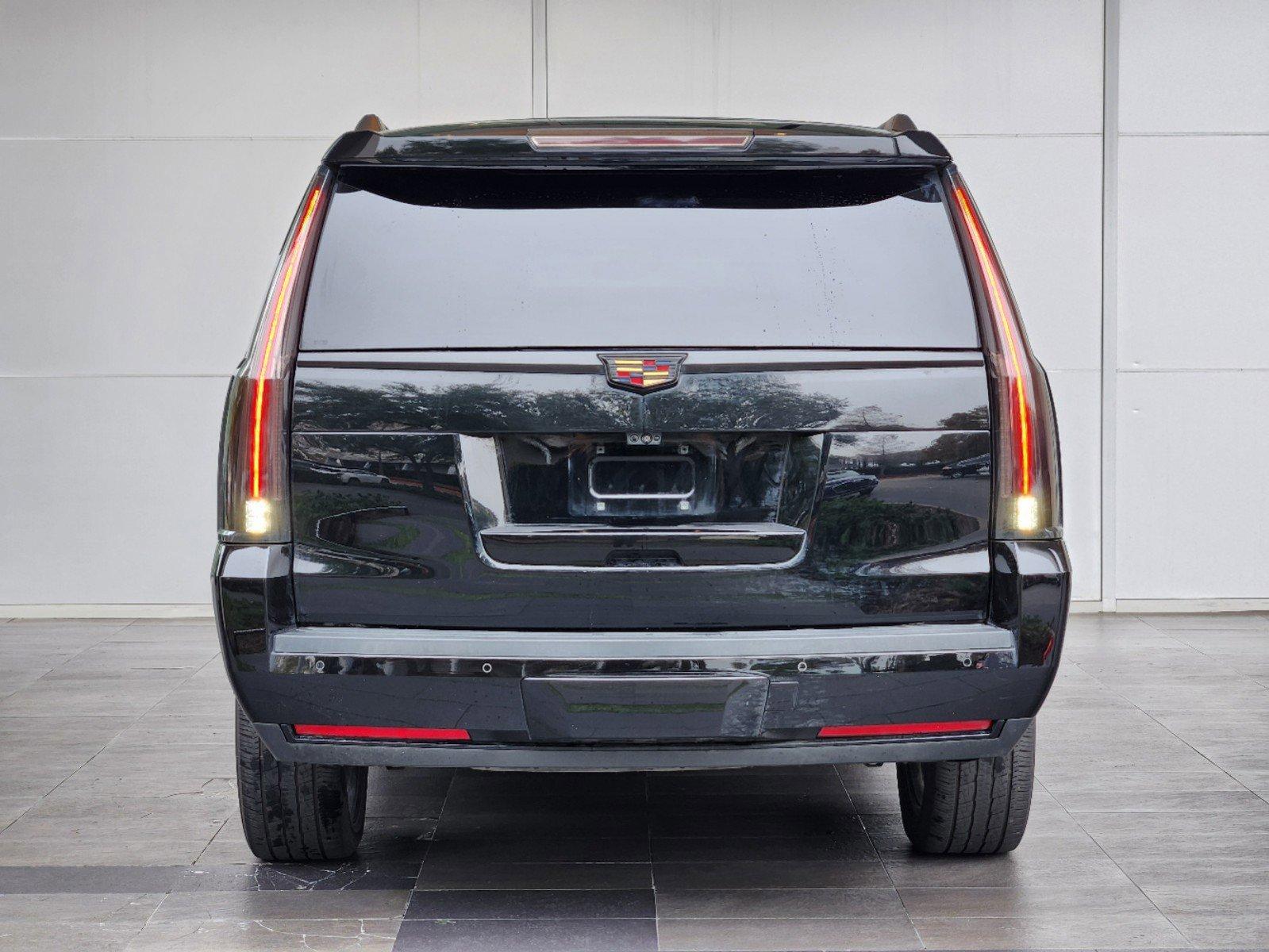 2018 Cadillac Escalade ESV Vehicle Photo in HOUSTON, TX 77079-1502