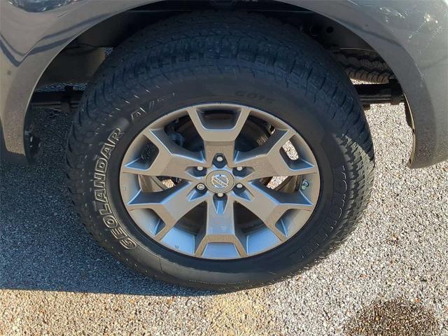 2015 Nissan Frontier Vehicle Photo in BARTLETT, TN 38133-4101