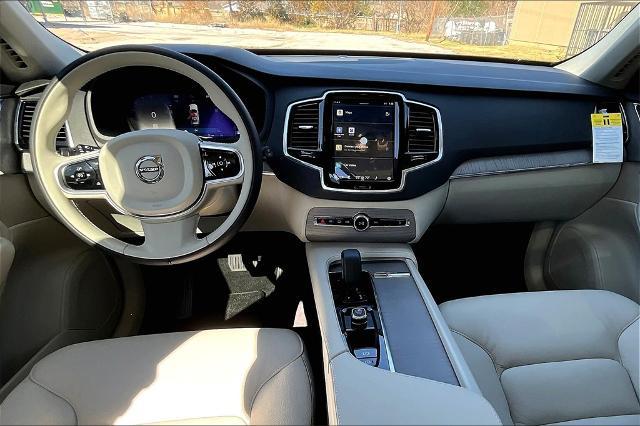 2025 Volvo XC90 Vehicle Photo in Houston, TX 77007