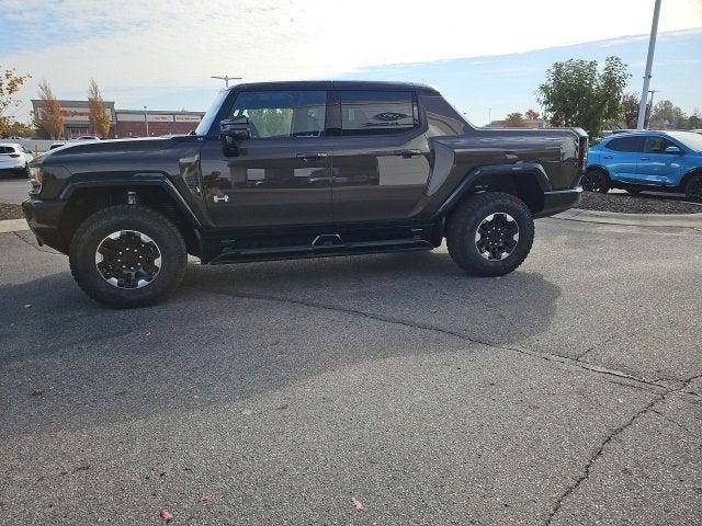 2025 GMC HUMMER EV Pickup Vehicle Photo in Fishers, IN 46038