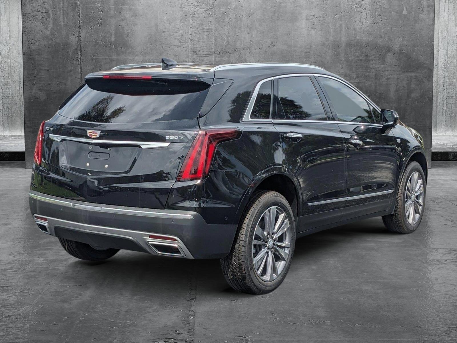 2024 Cadillac XT5 Vehicle Photo in WEST PALM BEACH, FL 33407-3296