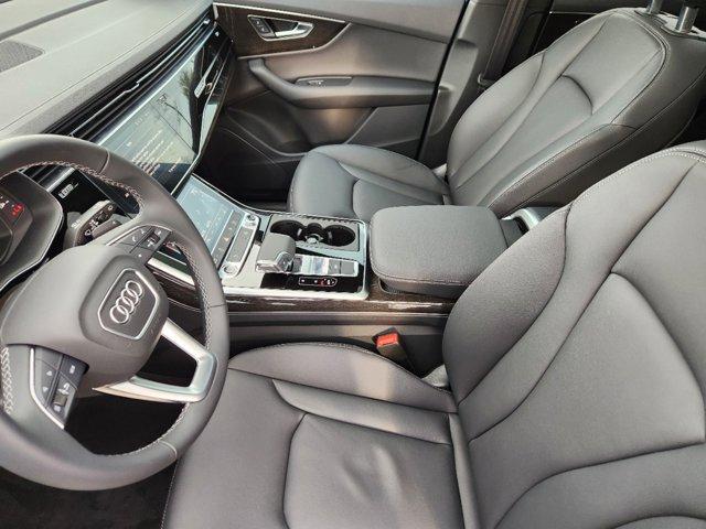 2025 Audi Q7 Vehicle Photo in HOUSTON, TX 77090