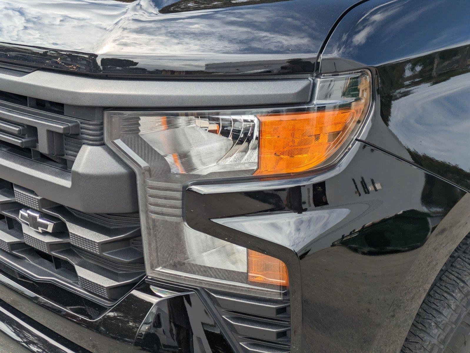 2024 Chevrolet Silverado 1500 Vehicle Photo in GREENACRES, FL 33463-3207