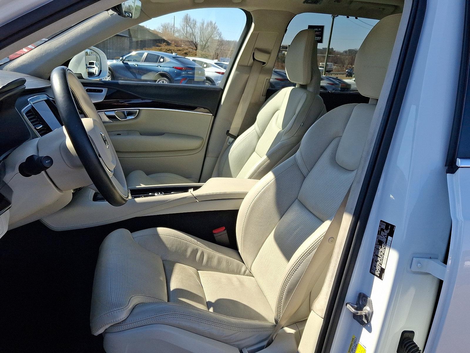 2017 Volvo XC90 Vehicle Photo in Trevose, PA 19053