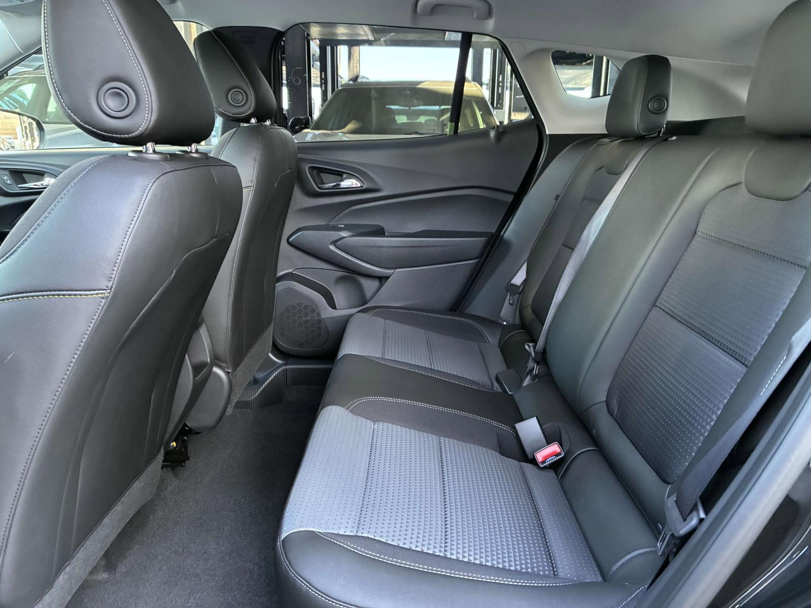 2025 Chevrolet Trax Vehicle Photo in LOS ANGELES, CA 90007-3794