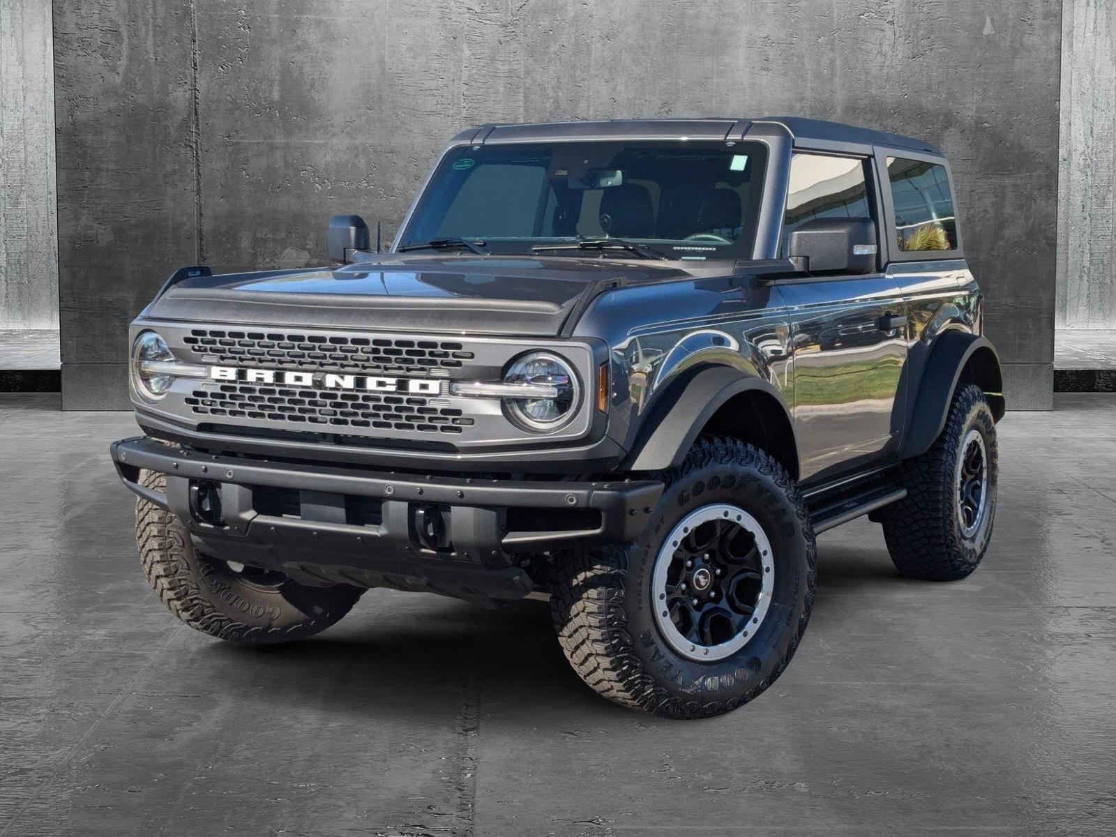 2023 Ford Bronco Vehicle Photo in Valencia, CA 91355