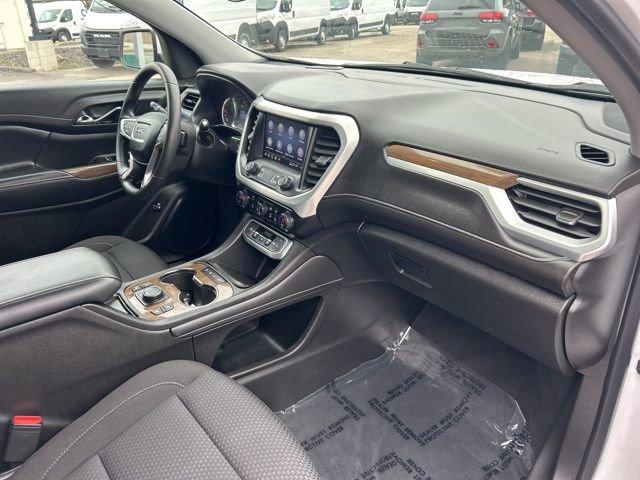 2023 GMC Acadia Vehicle Photo in MEDINA, OH 44256-9631