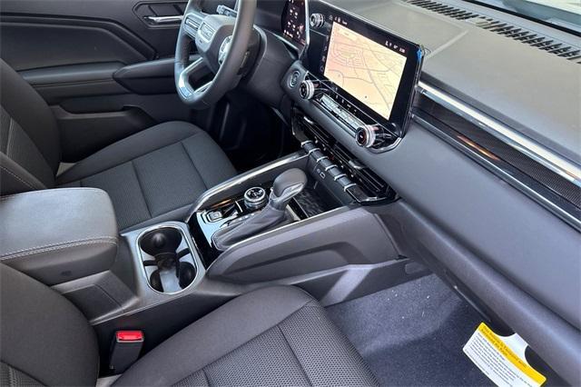 2025 GMC Canyon Vehicle Photo in ELK GROVE, CA 95757-8703