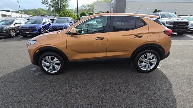 2025 Buick Encore GX Vehicle Photo in Pleasant Hills, PA 15236