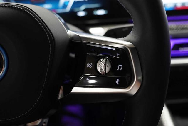 2024 BMW i7 Vehicle Photo in GRAPEVINE, TX 76051