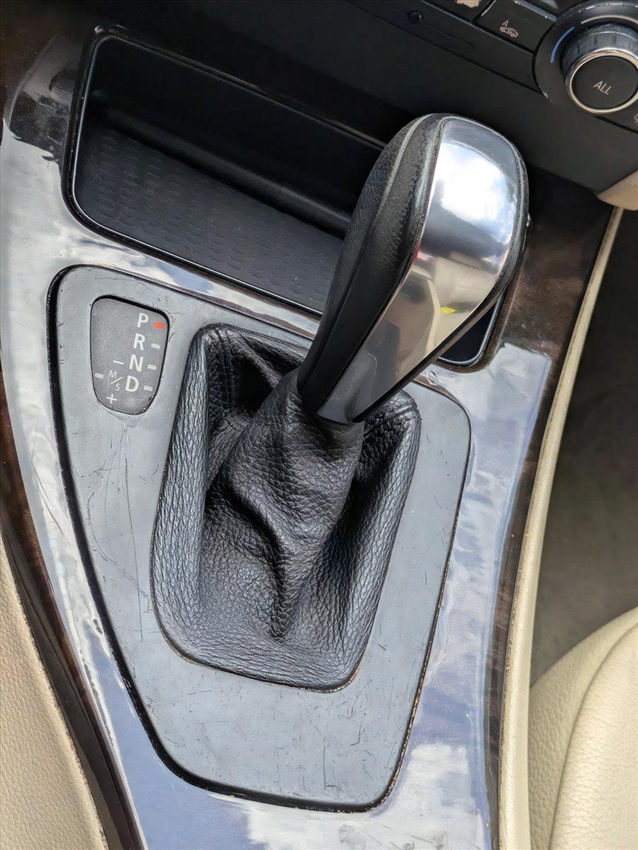 2010 BMW 3 Series Vehicle Photo in GREENACRES, FL 33463-3207