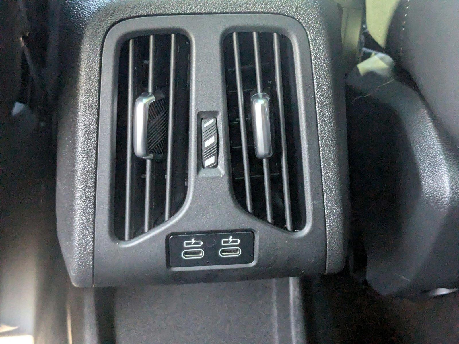 2024 BMW X2 xDrive28i Vehicle Photo in Valencia, CA 91355