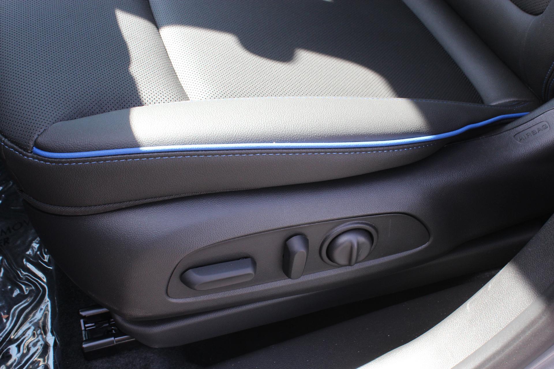 2025 Buick Encore GX Vehicle Photo in AURORA, CO 80012-4011