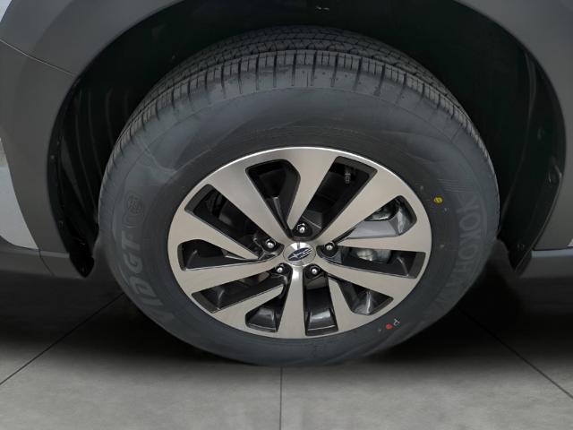 2025 Subaru Outback Vehicle Photo in Green Bay, WI 54304