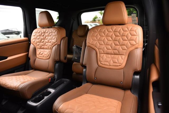 2025 Nissan Armada Vehicle Photo in Ballwin, MO 63011