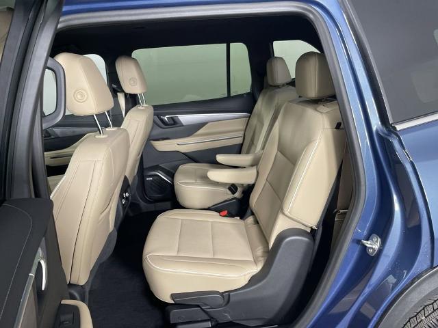 2025 Buick Enclave Vehicle Photo in GILBERT, AZ 85297-0402