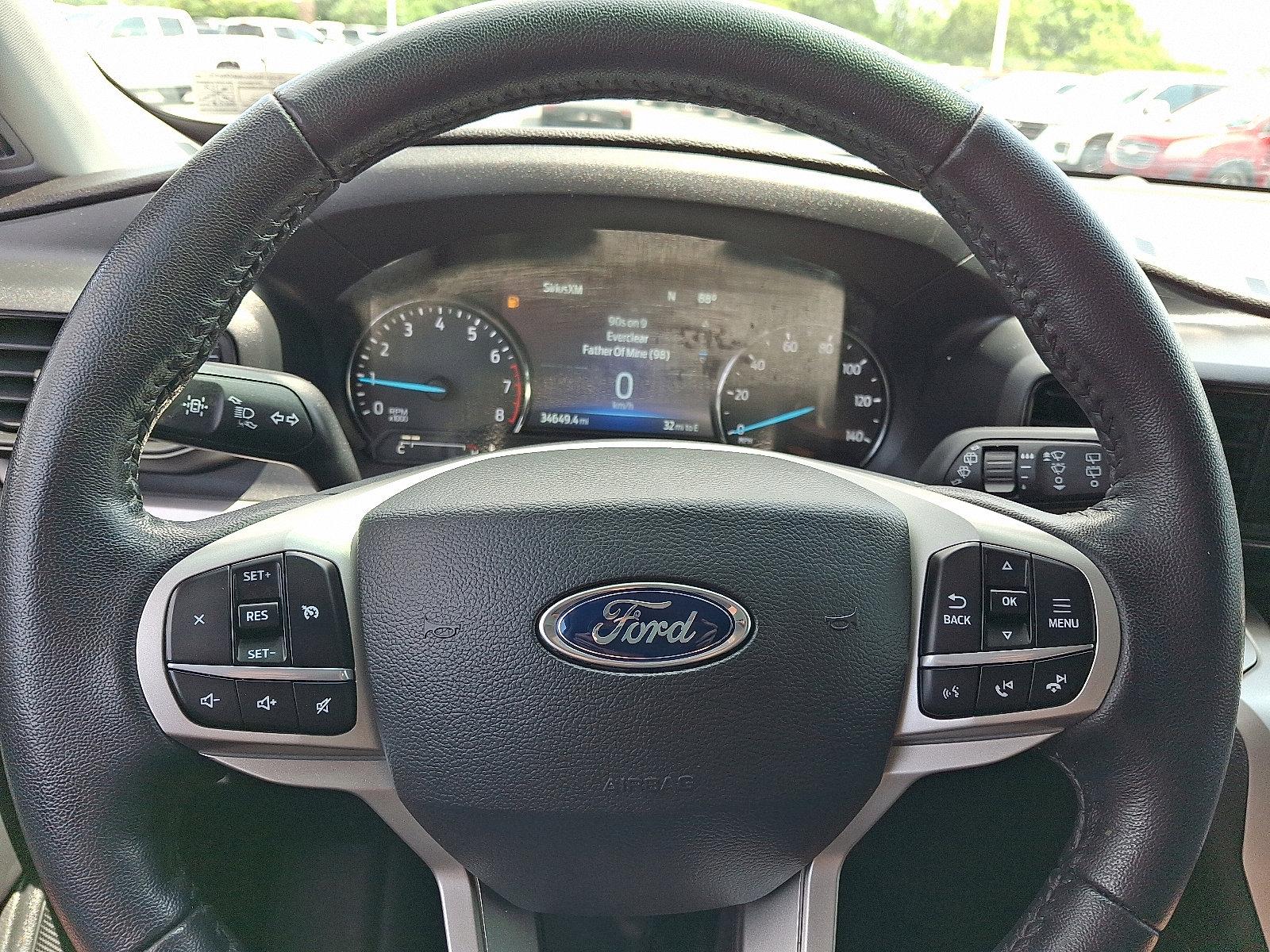 2022 Ford Explorer Vehicle Photo in BETHLEHEM, PA 18017-9401