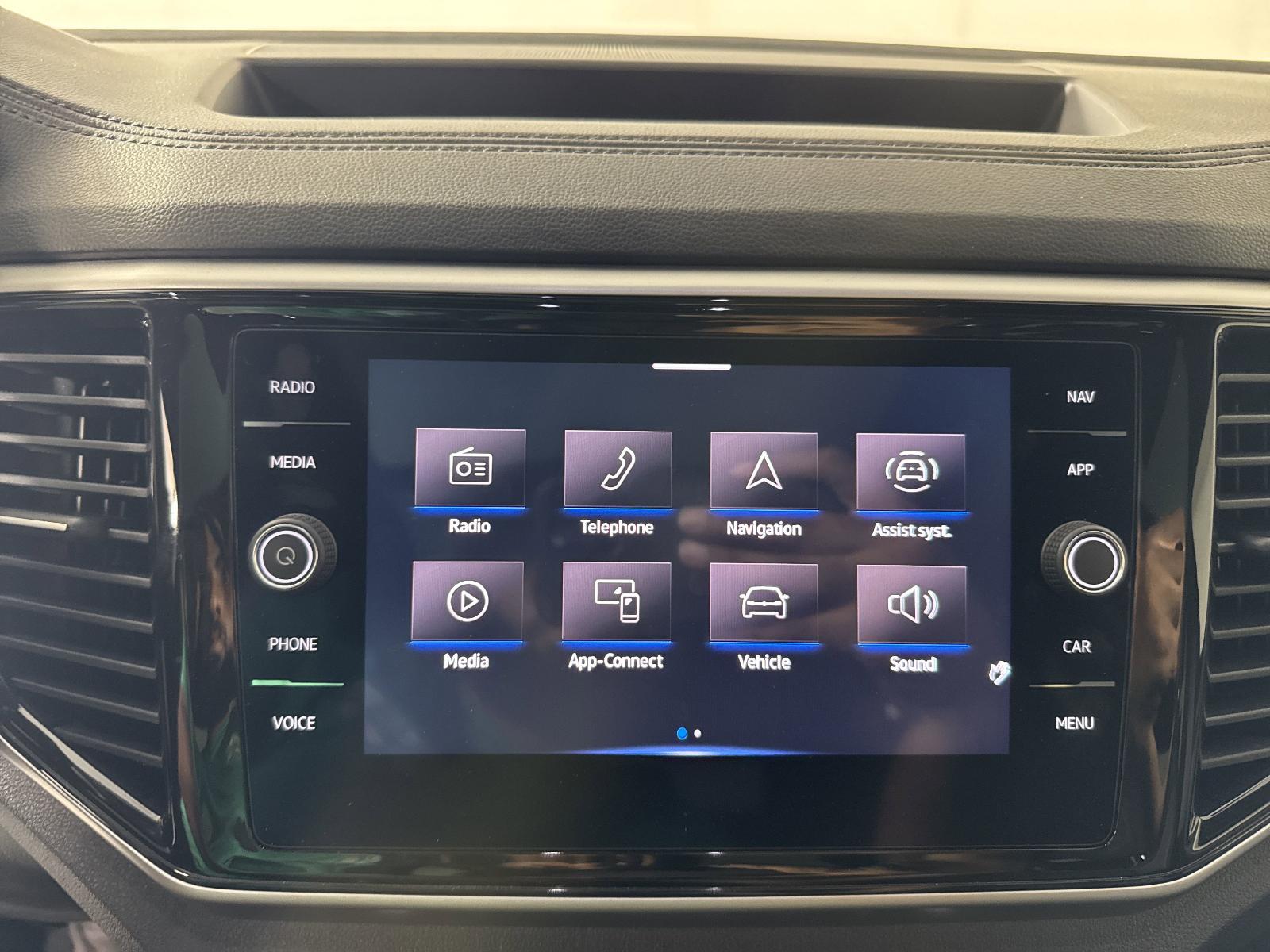 2022 Volkswagen Atlas Cross Sport Vehicle Photo in Georgetown, TX 78626