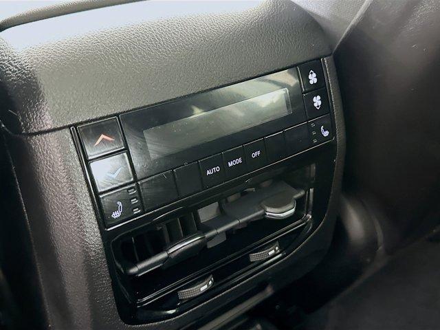 2022 Jeep Grand Cherokee L Vehicle Photo in Doylsetown, PA 18901