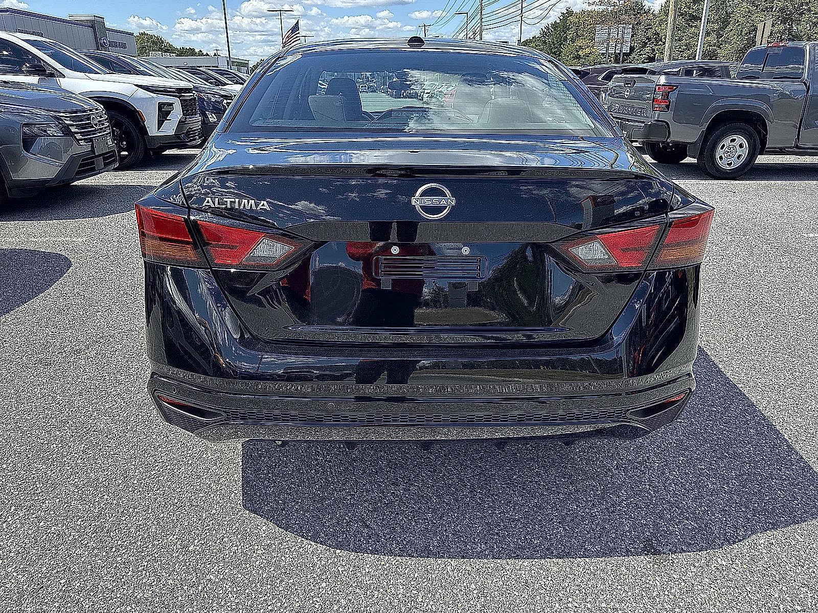 2025 Nissan Altima Vehicle Photo in Mechanicsburg, PA 17050-2306