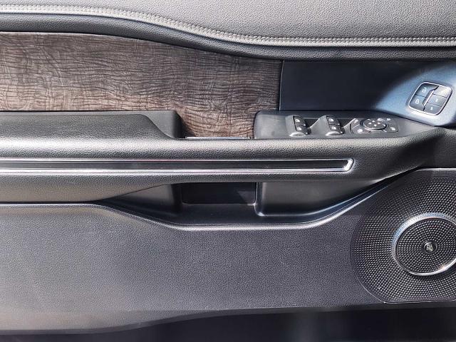 2019 Ford Expedition Max Vehicle Photo in DENTON, TX 76210-9321