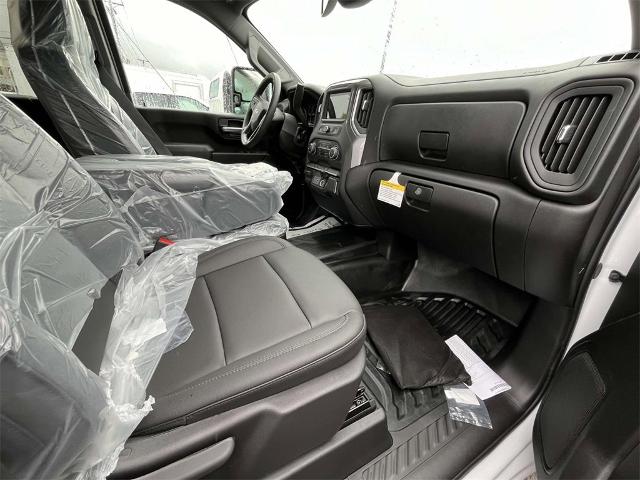 2024 Chevrolet Silverado 2500 HD Vehicle Photo in ALCOA, TN 37701-3235