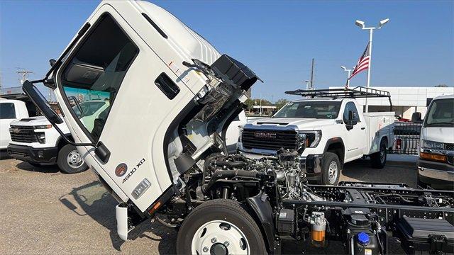 2025 Chevrolet Low Cab Forward 4500 XD Vehicle Photo in TOPEKA, KS 66609-0000