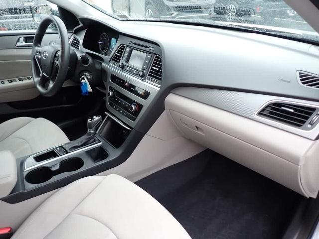 2015 Hyundai SONATA Vehicle Photo in ZELIENOPLE, PA 16063-2910